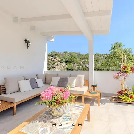 White Apartamento