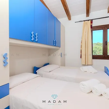 White Apartment Olbia