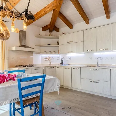 White Apartment *