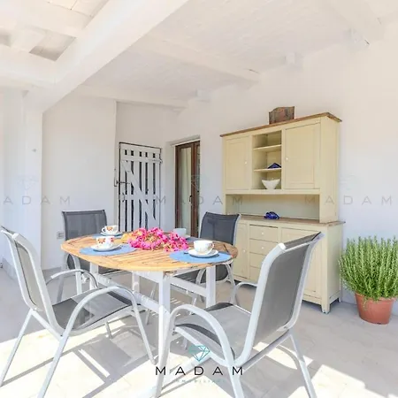 White Apartment Olbia