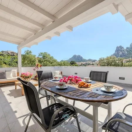 White Apartment Olbia