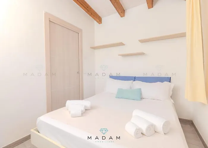 White Apartman Olbia